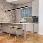 Apartment Lovely Historic In Old Town