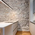 Lovely Historic In Old Town Apartment
