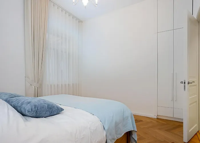 Lovely Historic In Old Town Talin