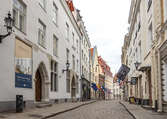 Lovely Historic In Old Town Tallinn