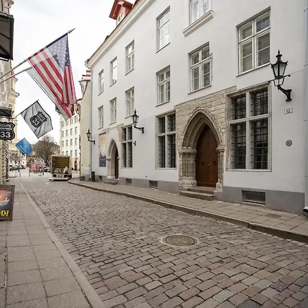 Lovely Historic In Old Town شقة